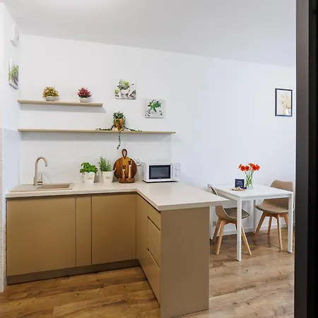 Apartment Malila Premium Cracow Laszkiewicza 8 *