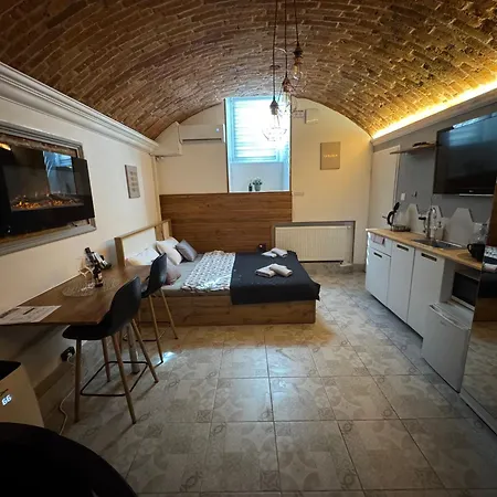 Bed & Breakfast Underground Jacuzzi *