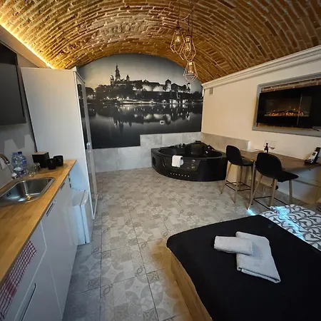 Bed & Breakfast Underground Jacuzzi Krakau