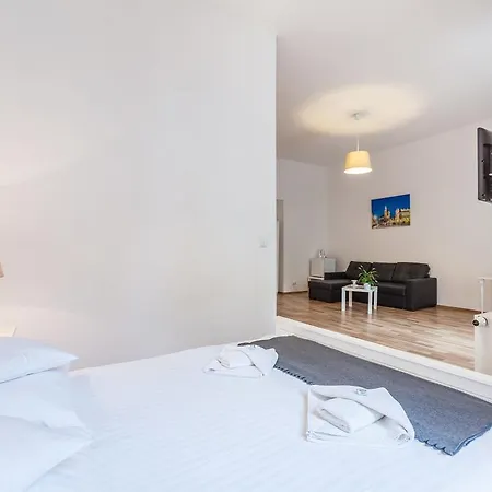 Aparthotel K22 Bonerowska 8
