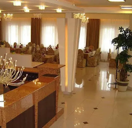 Junior 3* קרקוב