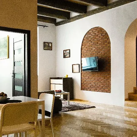 P&j Tourist 5* Krakow
