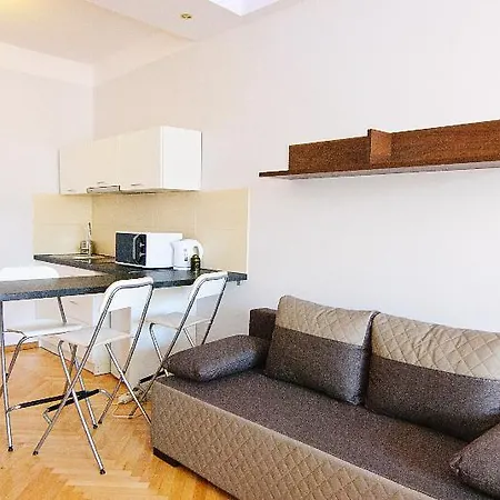 P&j Tourist Otel 5*
