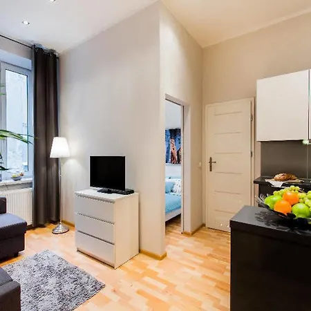 Hotel Apartwawel 5*