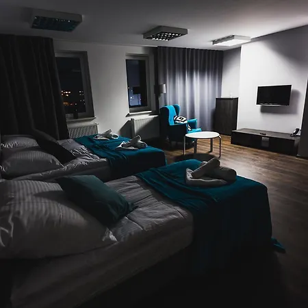 Czarno Na Bialym Отель 3*