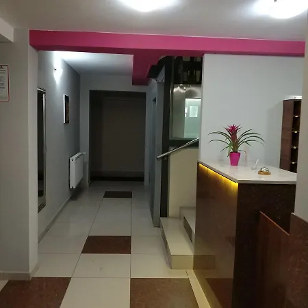 Arka Krakow Bed & Breakfast 2*