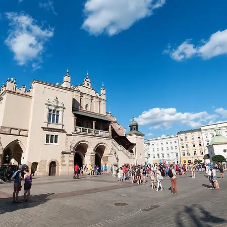 Arka Krakow Bed & Breakfast 2*