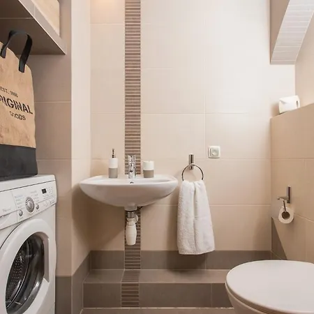 Hamilton - Atlantis Apartmán Krakov