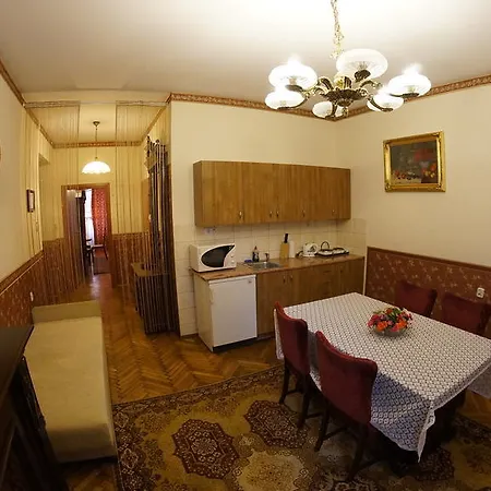 Florian Kazimierz Aparthotel