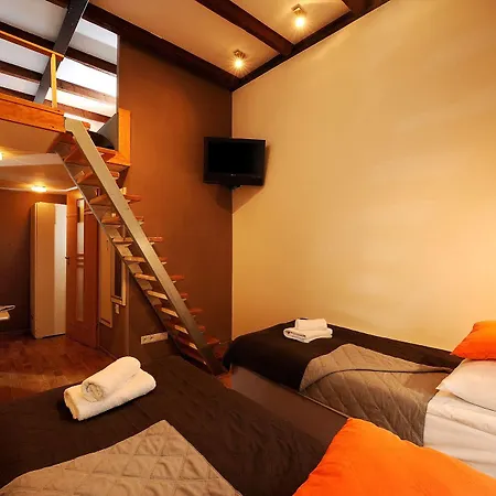 Aparthotel Siesta 2*