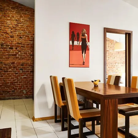 For Main Square Hotel apartamentowy 3*