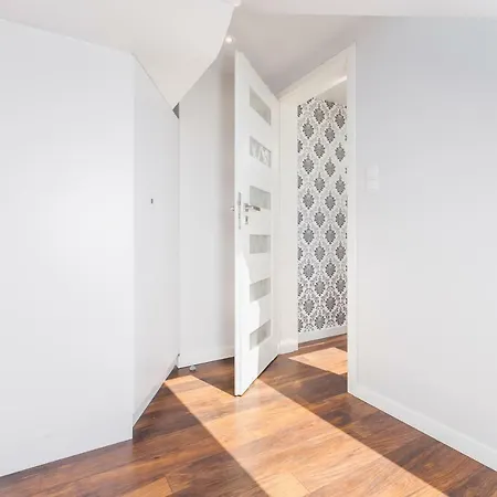 Apartment Cheerful Air Conditioned With Mezzanine And Parking - Old Town *