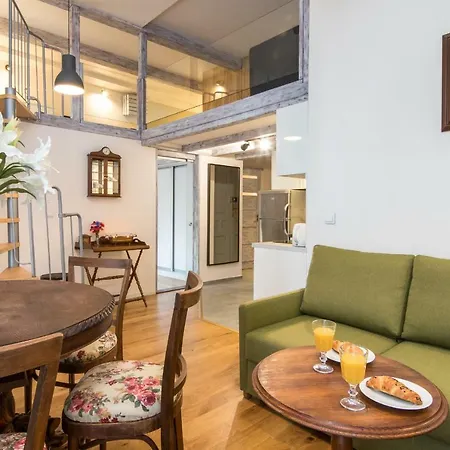 Cheerful Air Conditioned With Mezzanine And Parking - Old Town * Krakow