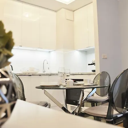 Rakowicka 22h - By Homeprime Apartment *