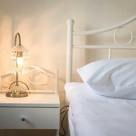 Cheerful Air Conditioned With Mezzanine And Parking - Old Town * Krakow