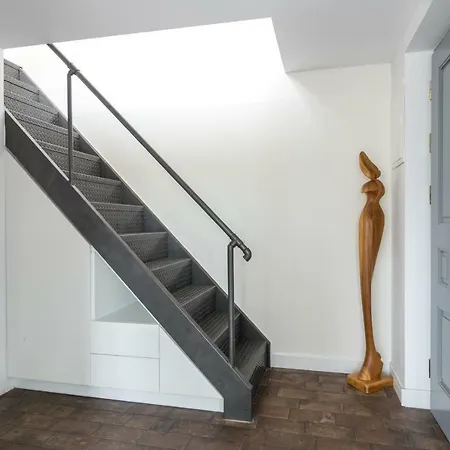 Apartment Cheerful Air Conditioned With Mezzanine And Parking - Old Town