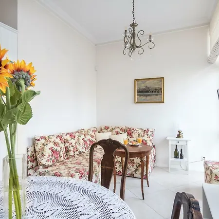 Apartment Cheerful Air Conditioned With Mezzanine And Parking - Old Town Krakow