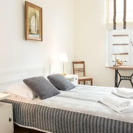 Apartment Cheerful Air Conditioned With Mezzanine And Parking - Old Town Krakow