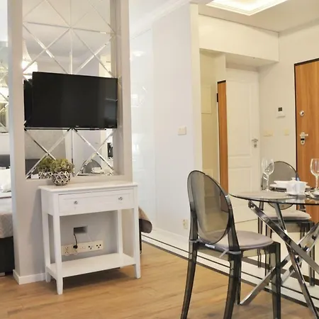 Rakowicka 22h - By Homeprime Apartment