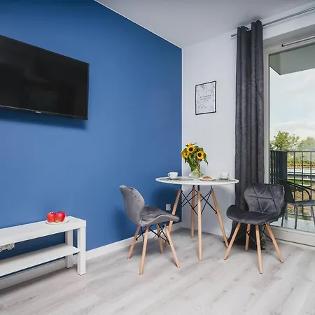 Sarah Old Town Aparthotel 3*