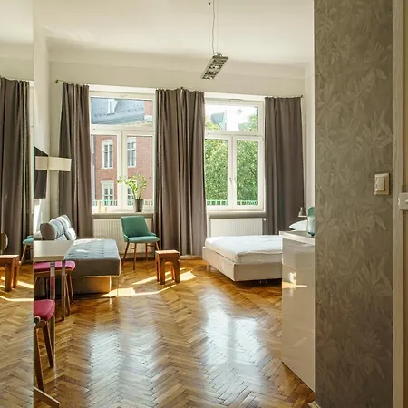 Apartahotel Novumhouse - Straszewskiego 4*