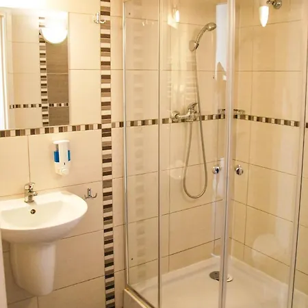 Tdb Aparthotel