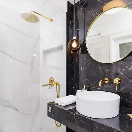 Apartment Przy Bulwarach Wislanych Kosciuszki By Renters Krakow