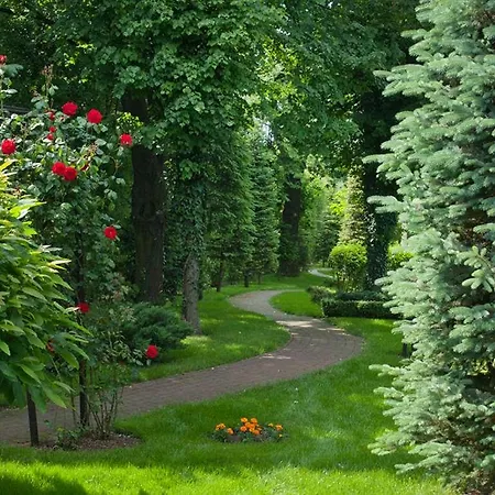 Hotel Crown Piast & 5*