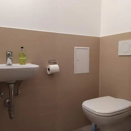 Little Britain Aparthotel Sauna&Daily Spa Hen&Stag Do Appart hôtel Cracovie