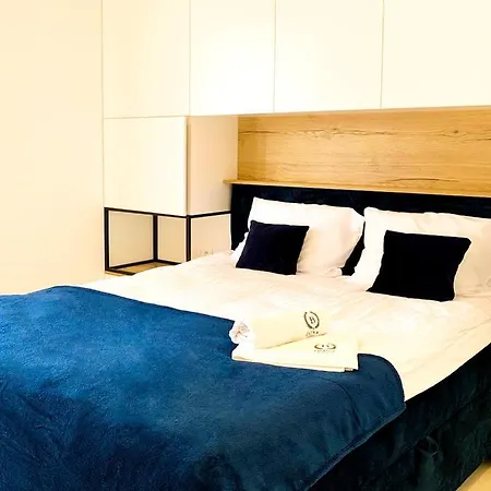 Jacuzzi Prestige Apartahotel *