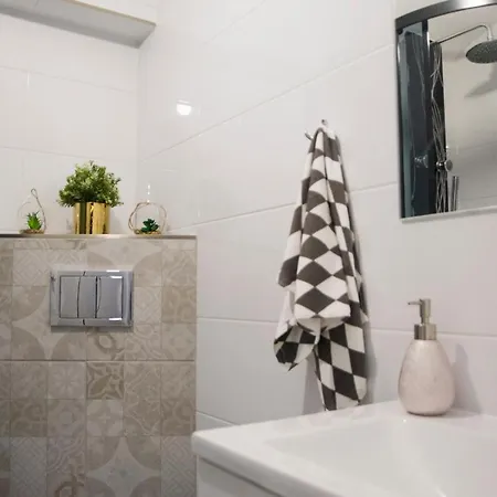 Bed & Breakfast Underground Jacuzzi Krakow