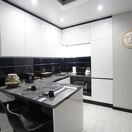 Lema Versace Apartment Krakow