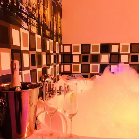 Underground Jacuzzi * Krakow