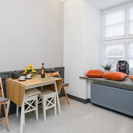 Luxury At The Main Square Tomasza Street Apartment