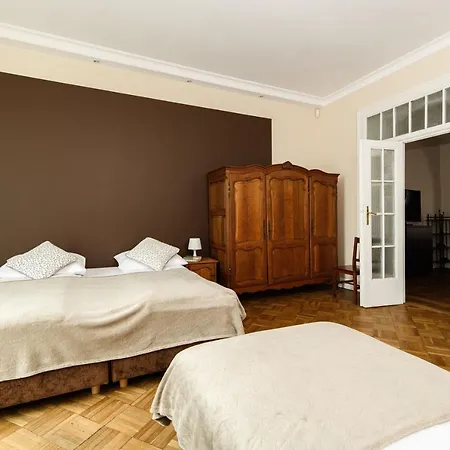Apartment Native Batorego 7- Bardzo Ciche I Spokojne Miejsce Krakow