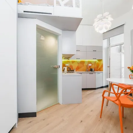 Modern, Well Organised Place In Centre By Homeclick Apartment *
