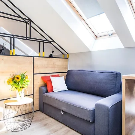Cracow Rentals-zacisze Apartment