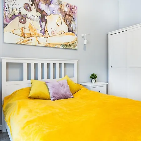 Cracow Rentals-zacisze Apartment