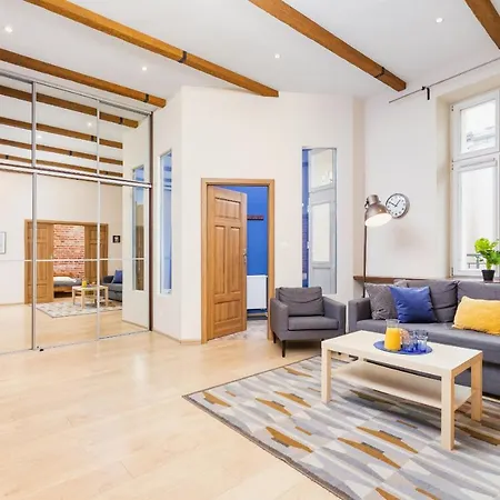 Deluxe Brzozowa By Renters Cracovia