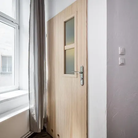 Apartment Lol *