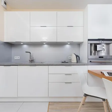 Romanowicza Cracow By Renters *