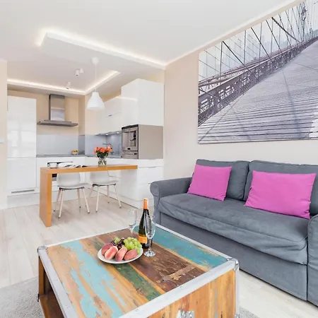Romanowicza Cracow By Renters Apartment Krakow