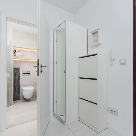 Apartment Romanowicza Cracow By Renters *
