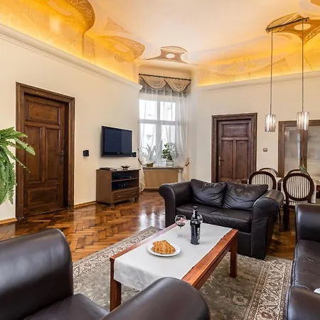 아파트 Location To Explore Spacious 105m2 *