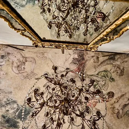 H15 Luxury Palace - Destigo Krakau