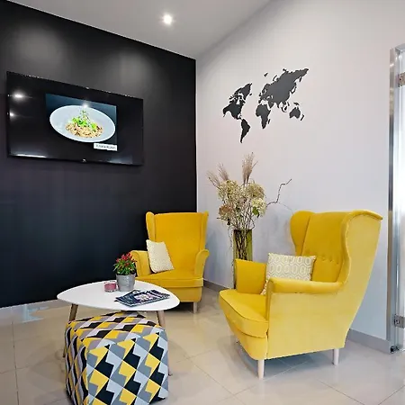 Lumen Aparthotel