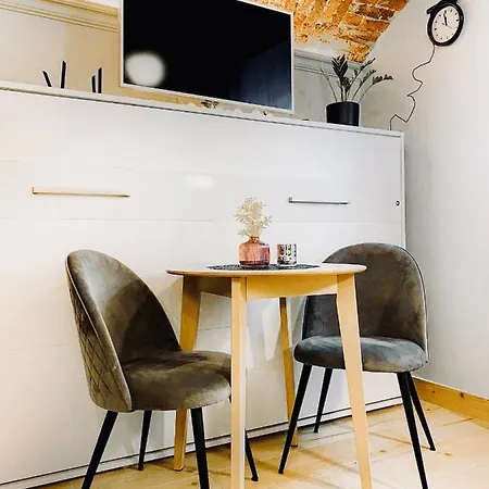 Unique Perfect For Couples, Old Podgorze Apartment