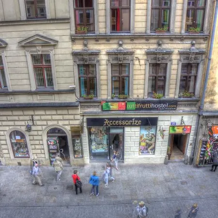 Tutti Frutti Hostel *