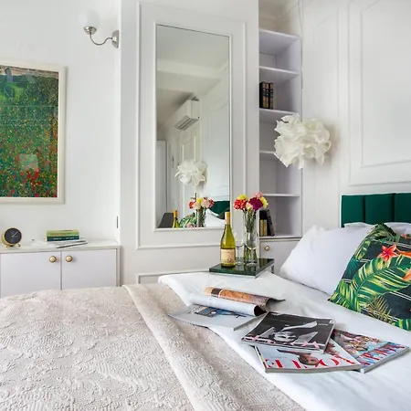 Feniks Fragola Main Square Apartment *