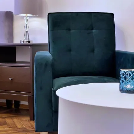 Rzeszowska 5 Apt. 3 * Kraków